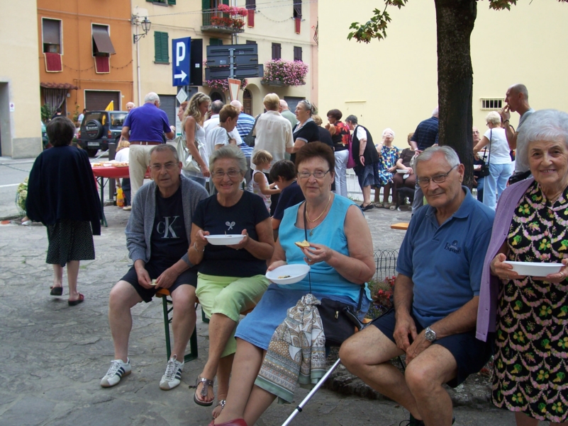  Image name: Estate094.jpg 
 width: 801 pixel 
 height: 602 pixel 
 Size: 423065 bytes 
 Click to enlarge 